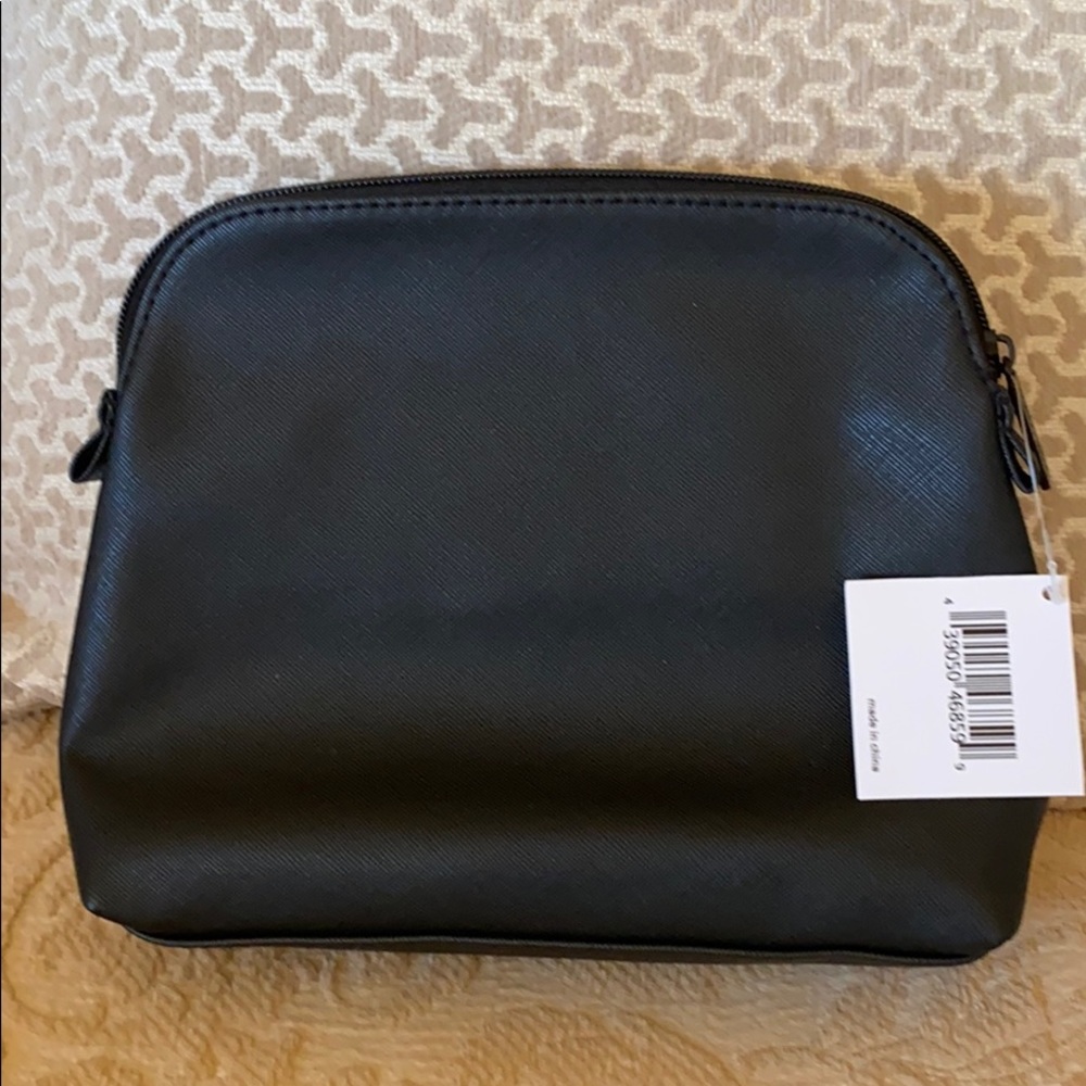 Cosmetic case - Picture 2 of 4